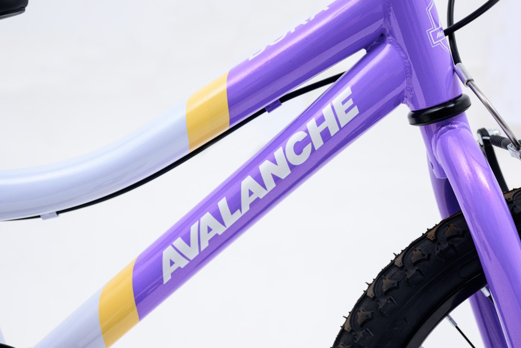 16" Avalanche Dora