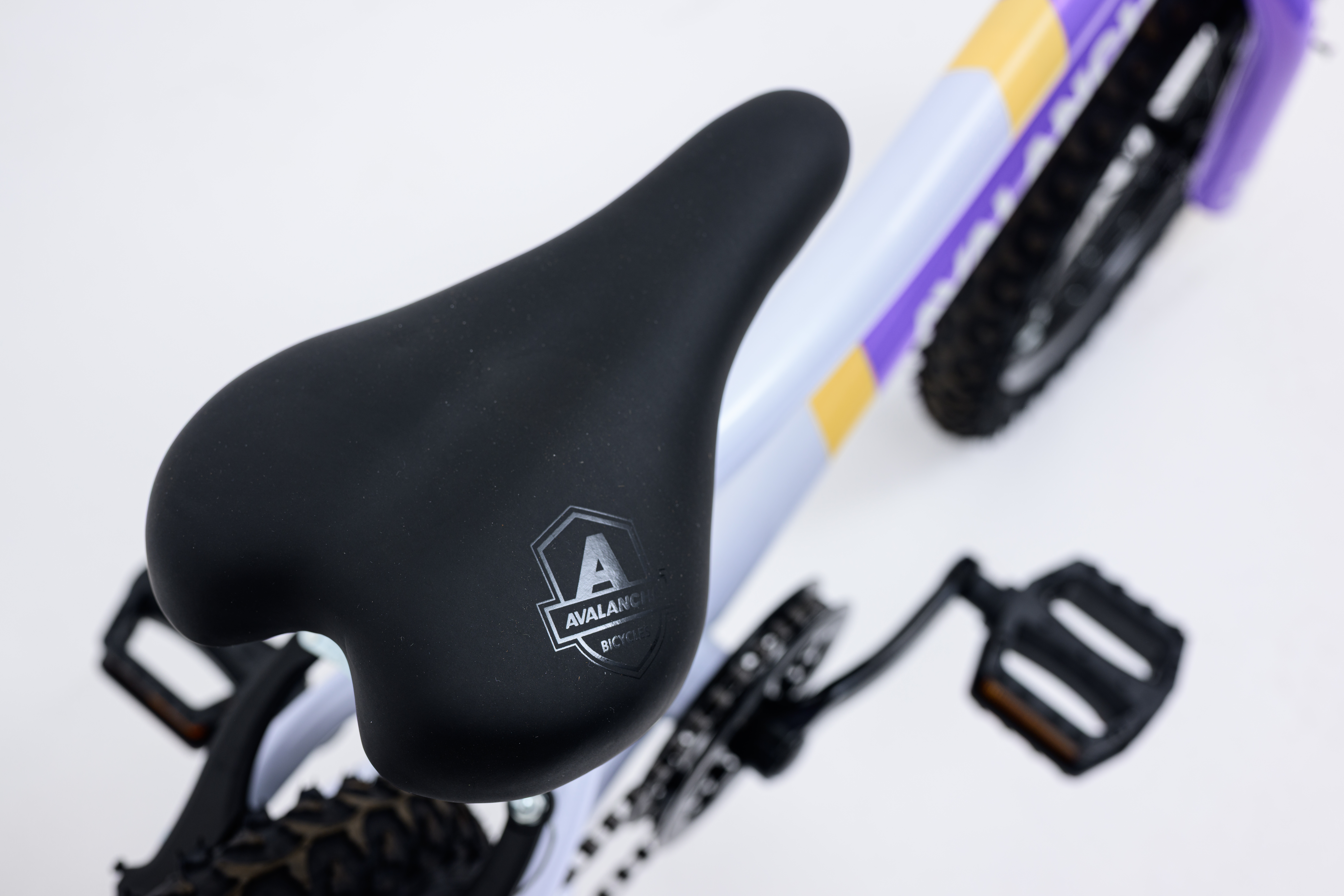 16" Avalanche Dora - Image 4