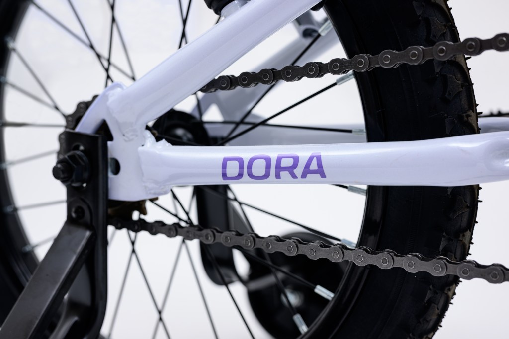 16" Avalanche Dora