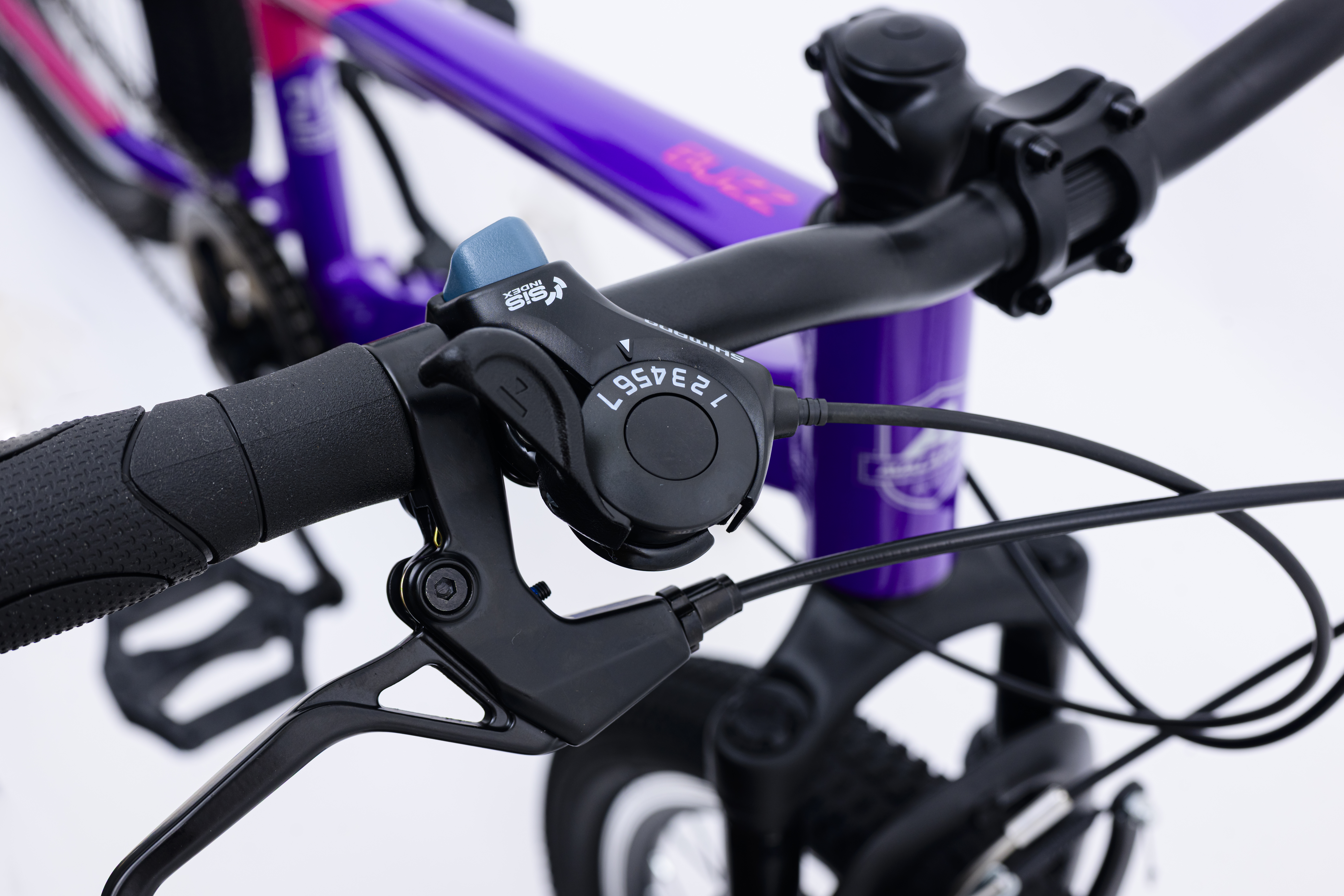 20" Avalanche Buzz - Image 3