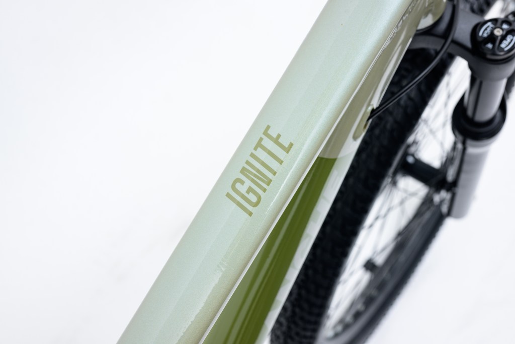 24" Avalanche Ignite